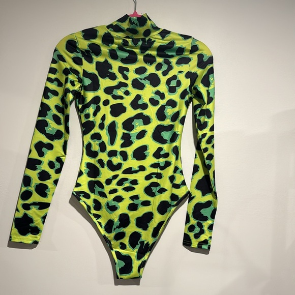 Neon Leopard bodysuit - Picture 5 of 5